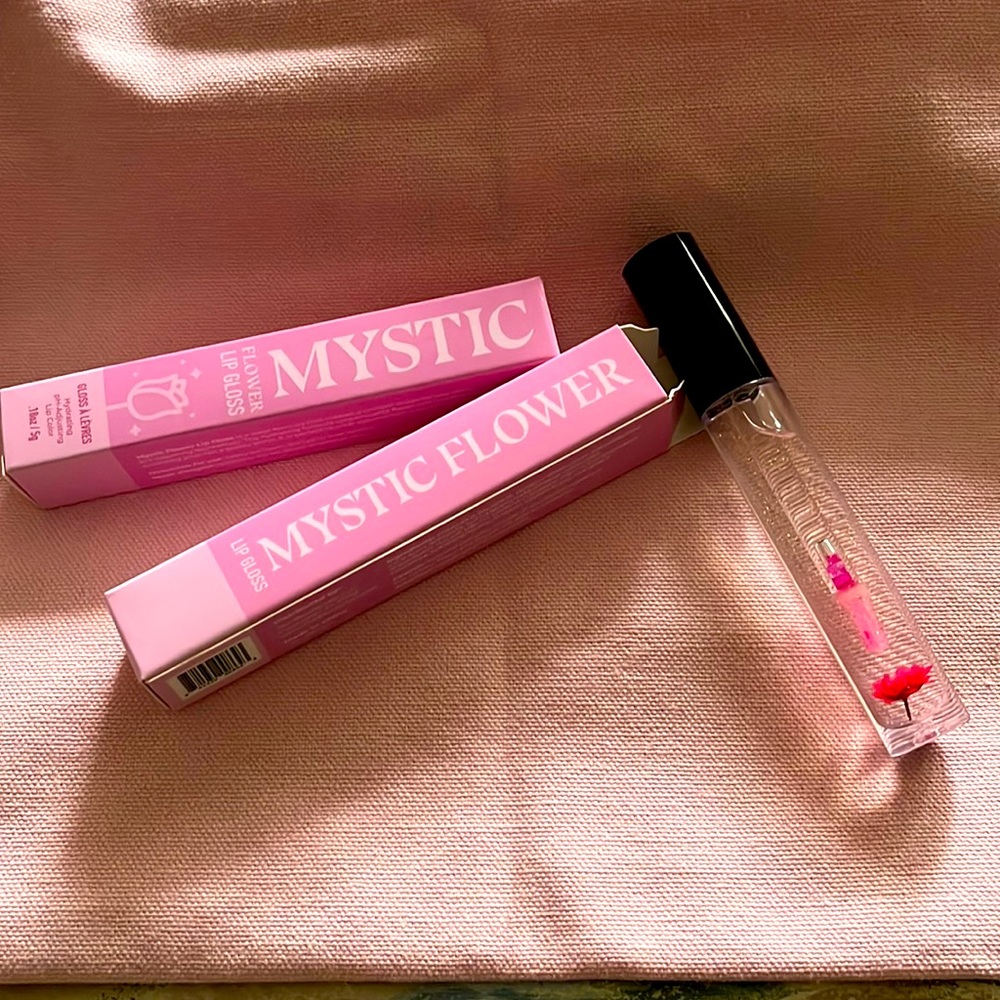 MYSTIC FLOWER Lip Gloss